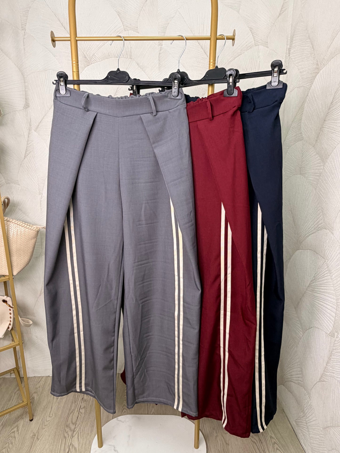 PANTALÓN LÍNEAS
