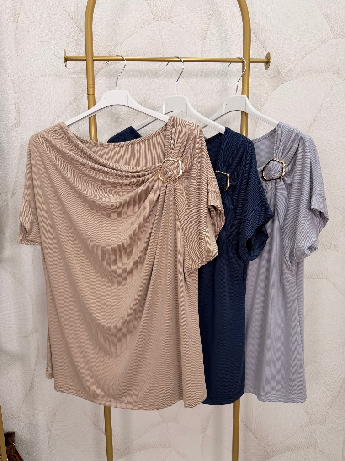 CAMISETA APLIQUE CURVY