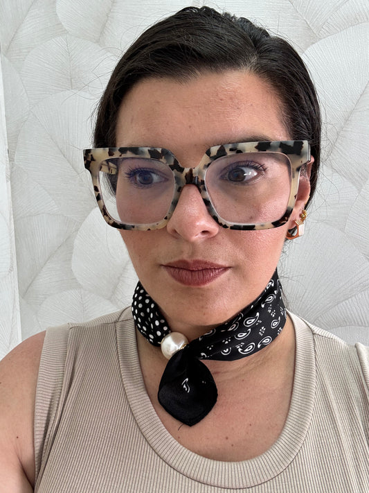 COLLAR PAÑUELO