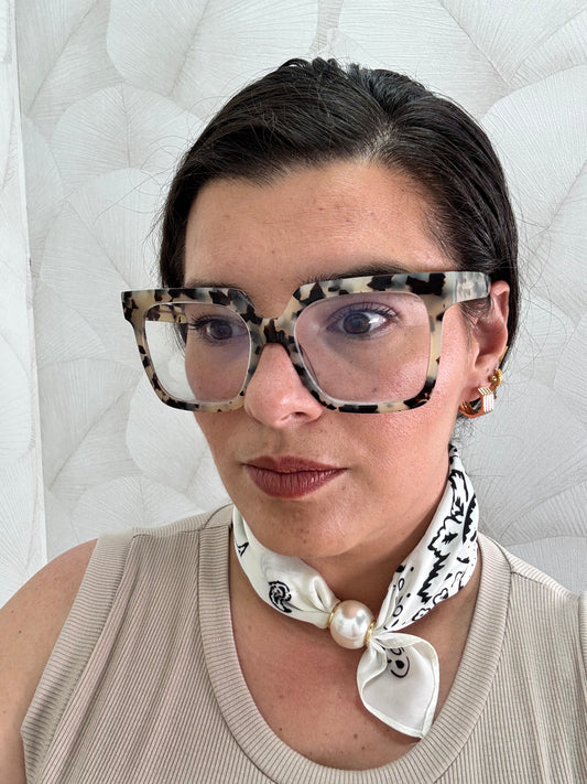 COLLAR PAÑUELO