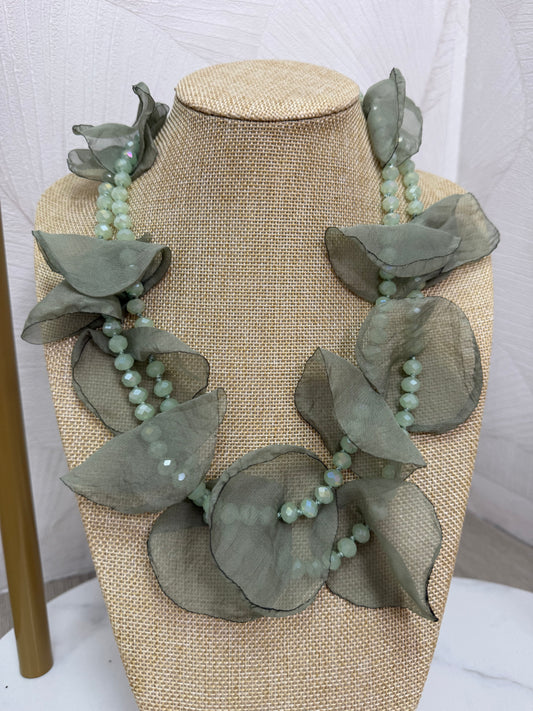 COLLAR