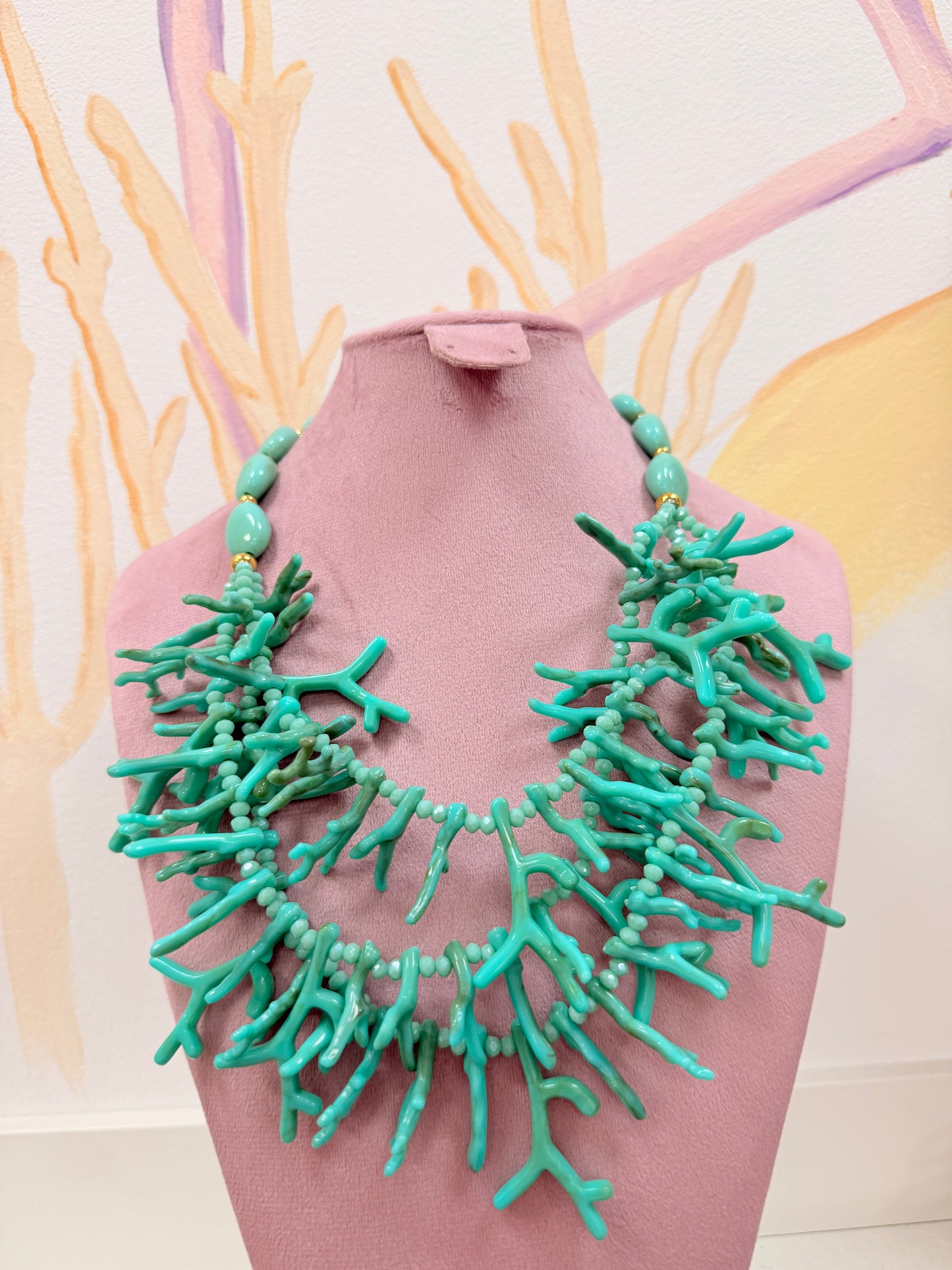 COLLAR