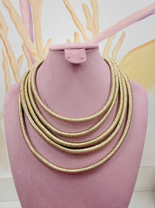 COLLAR