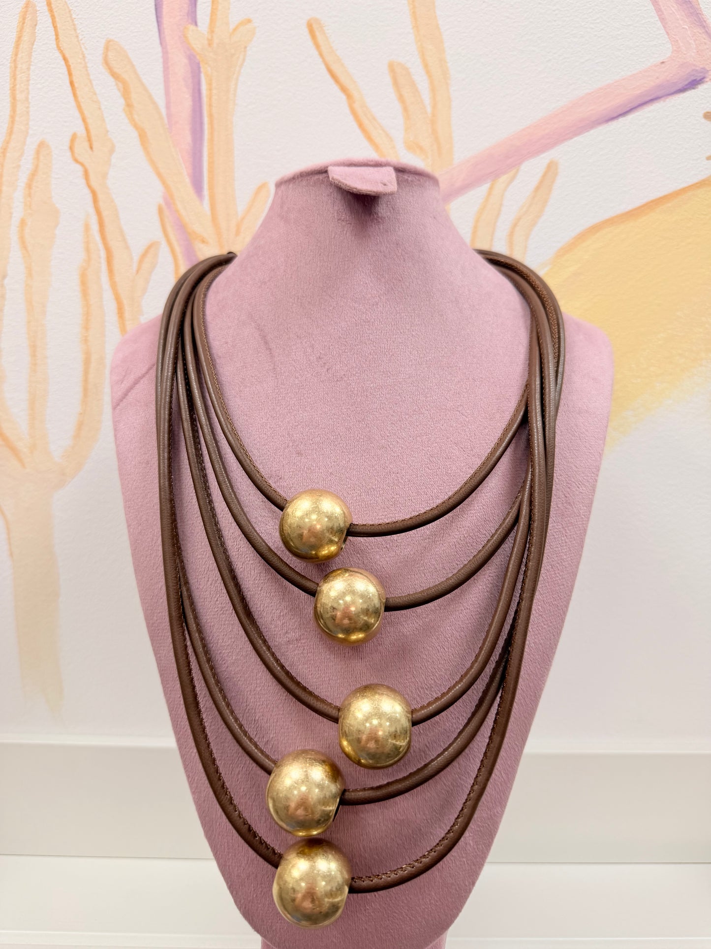 COLLAR MARRÓN