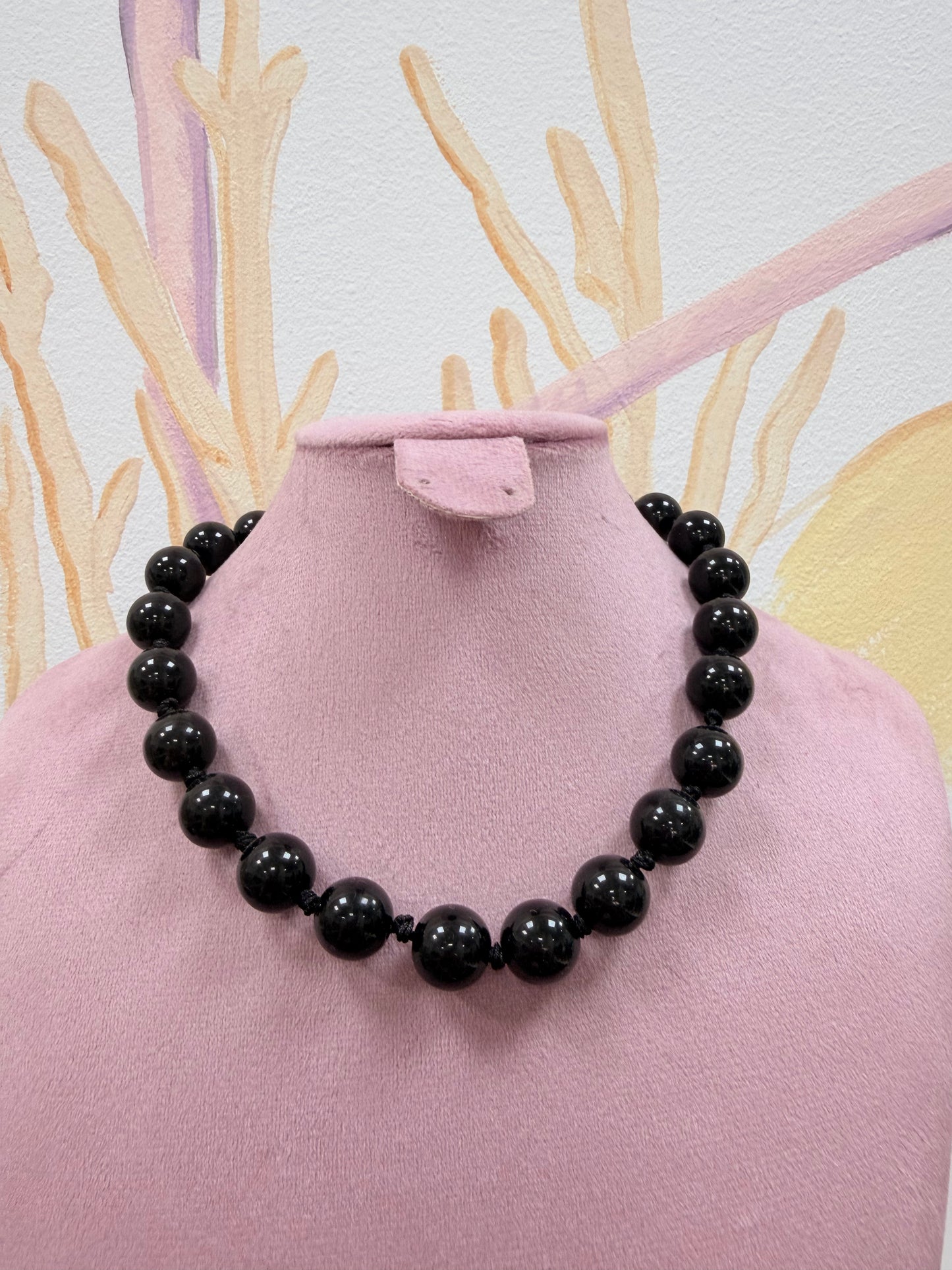 COLLAR NEGRO