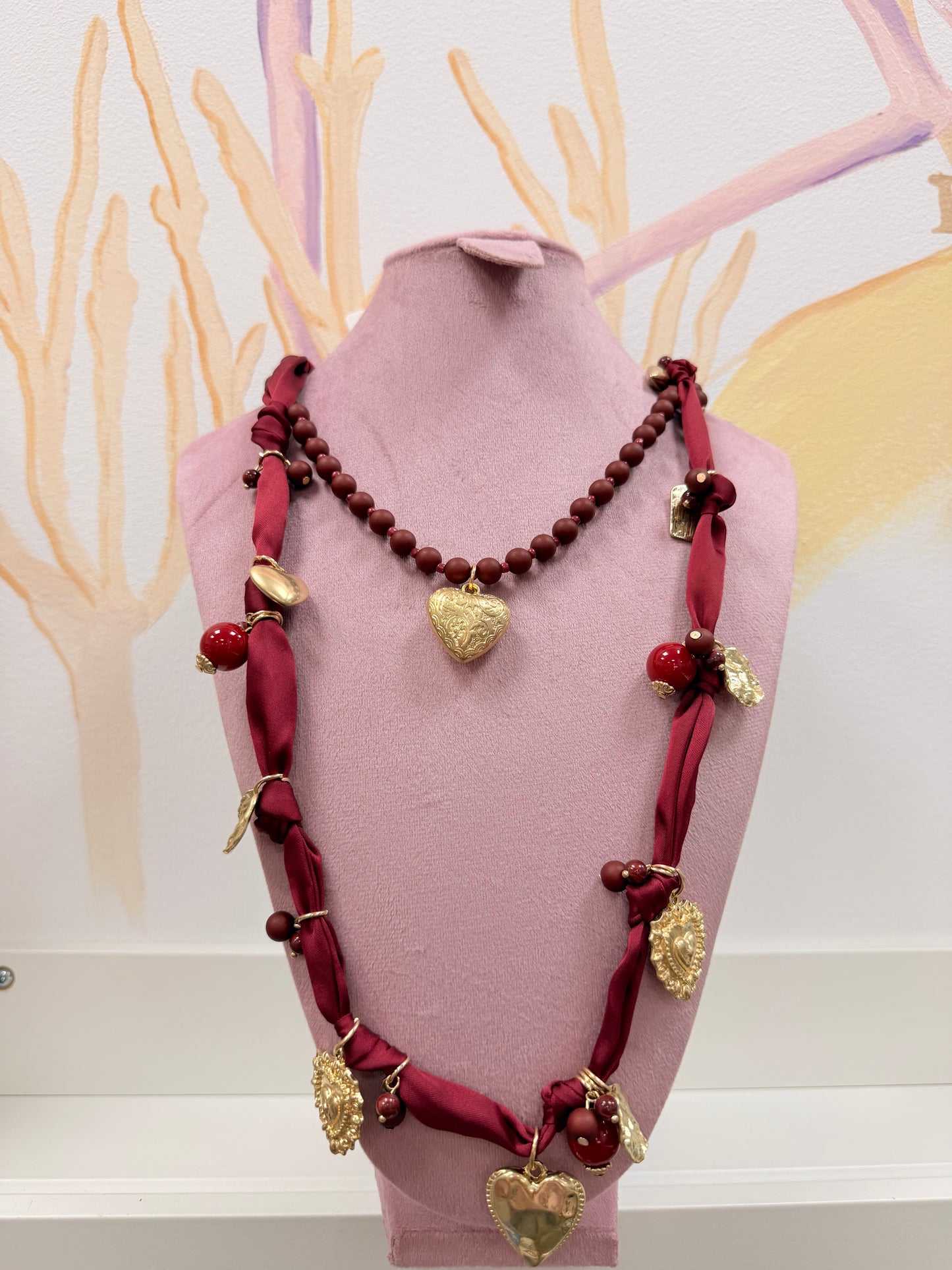 COLLAR