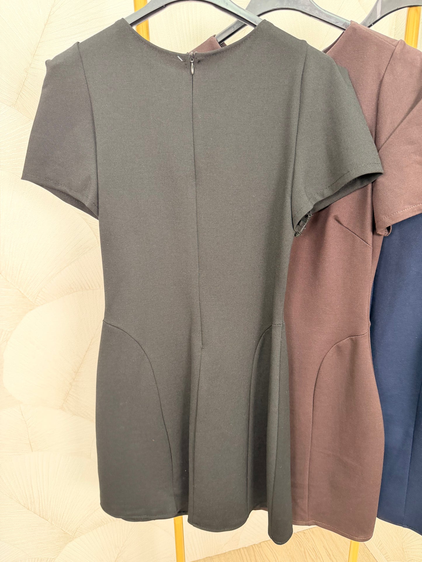 VESTIDO CORTO