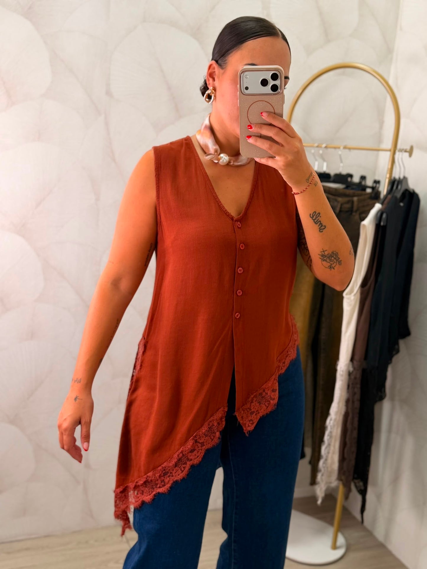 CAMISA ENCAJE PICO