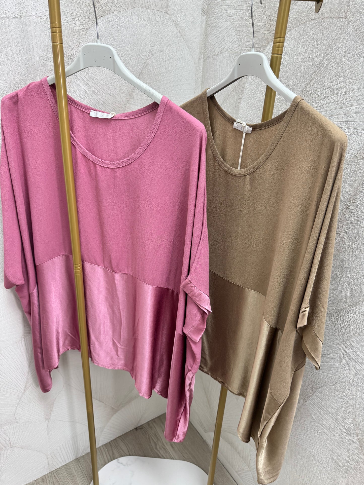 CAMISA MITAD SATINADA