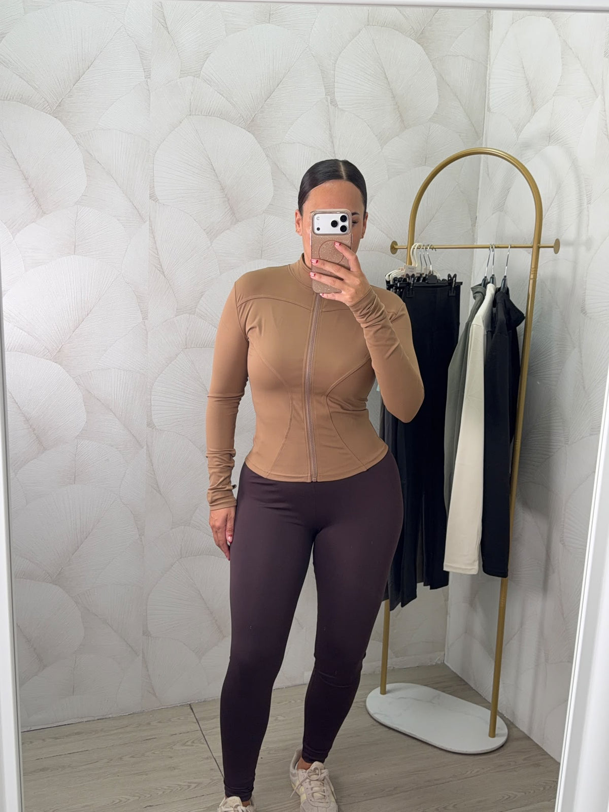 SUDADERA DEPORTIVA