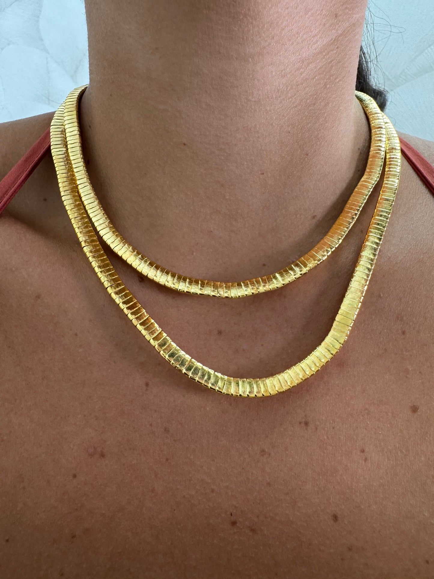 COLLAR DORADO