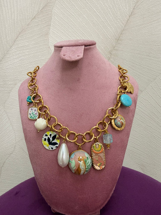 COLLAR