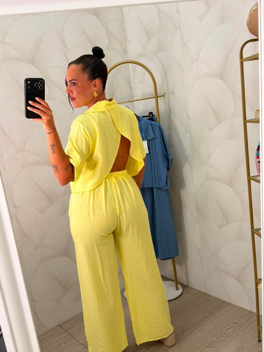 CONJUNTO CAMISA APERTURA ESPALDA Y PANTALÓN