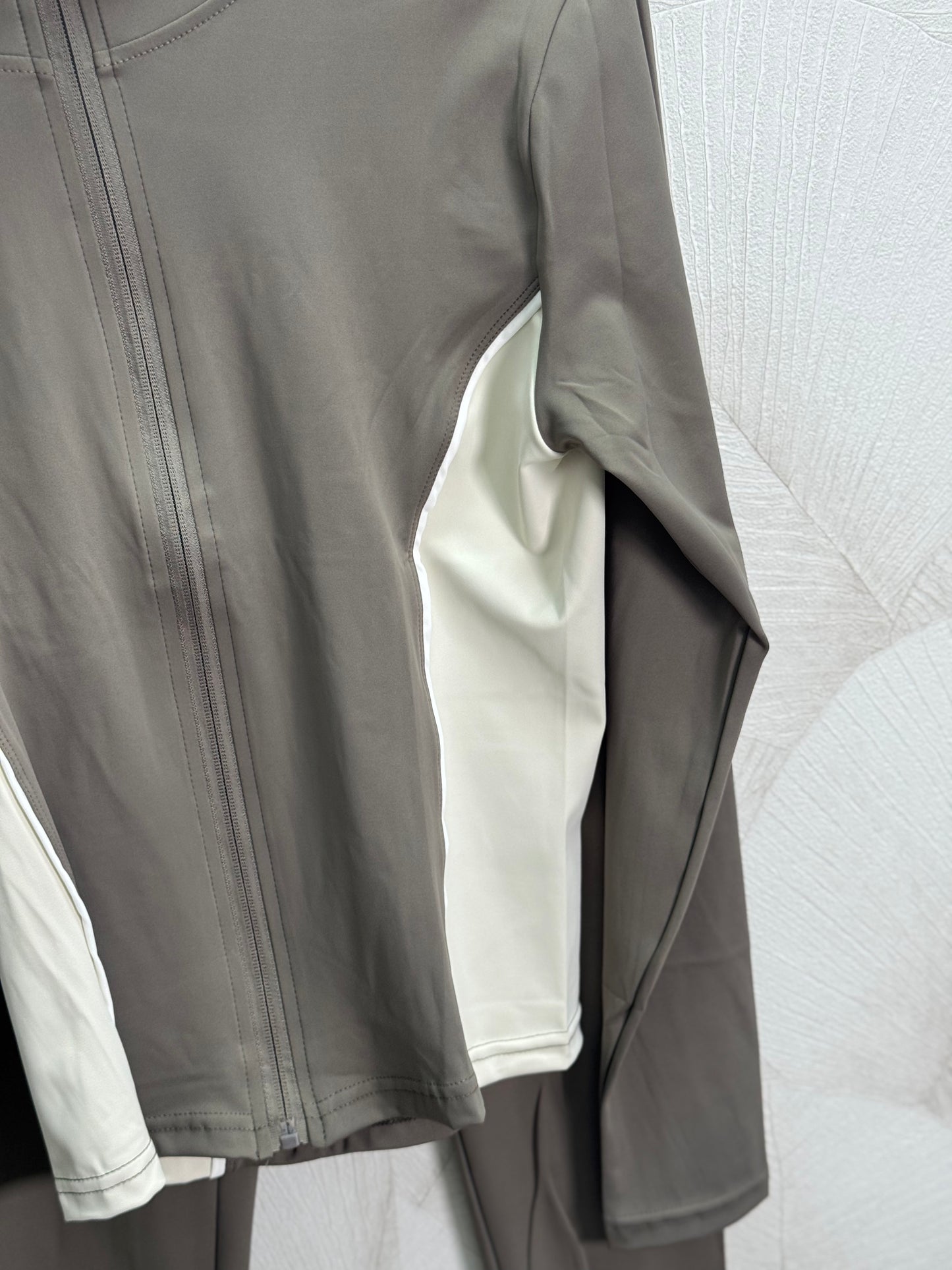 CONJUNTO DEPORTIVO