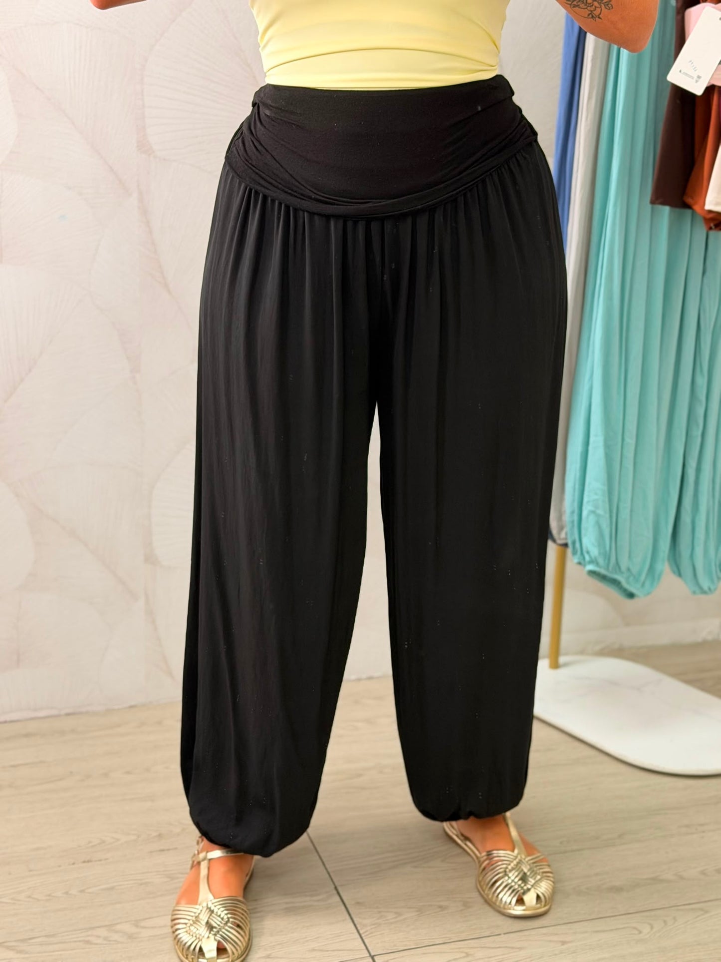 PANTALÓN FLUIDO BOMBACHO