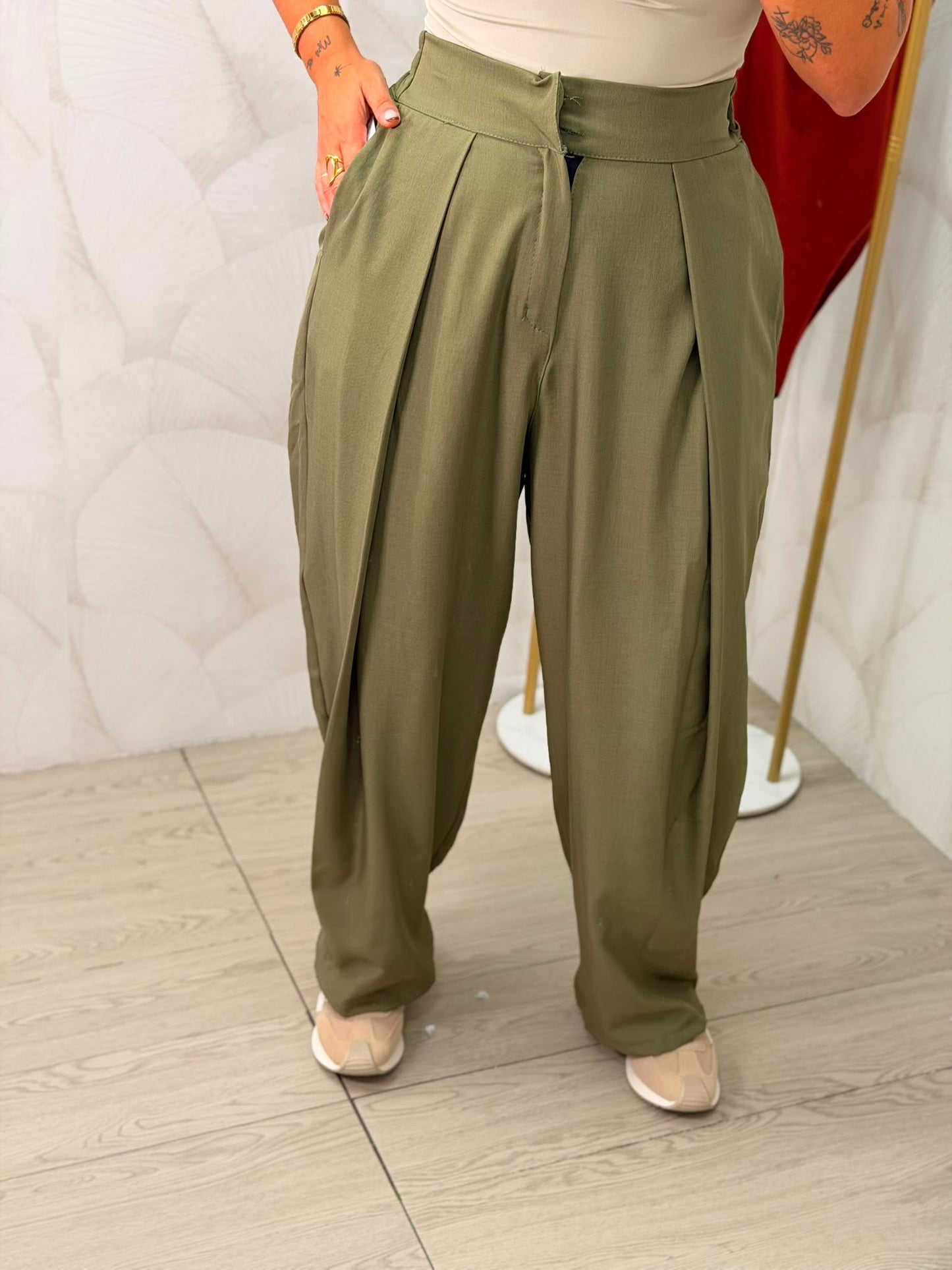 PANTALÓN PINZAS