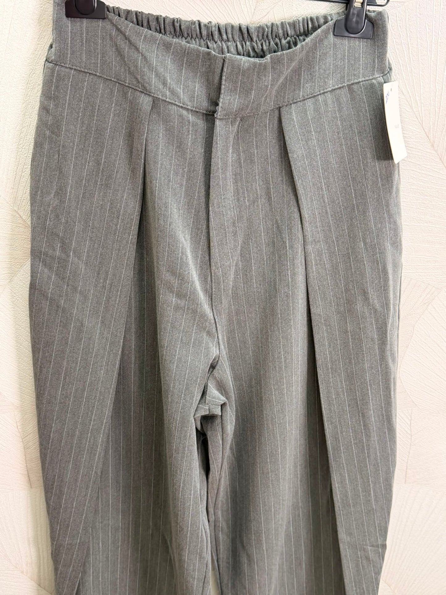 PANTALÓN PINZAS