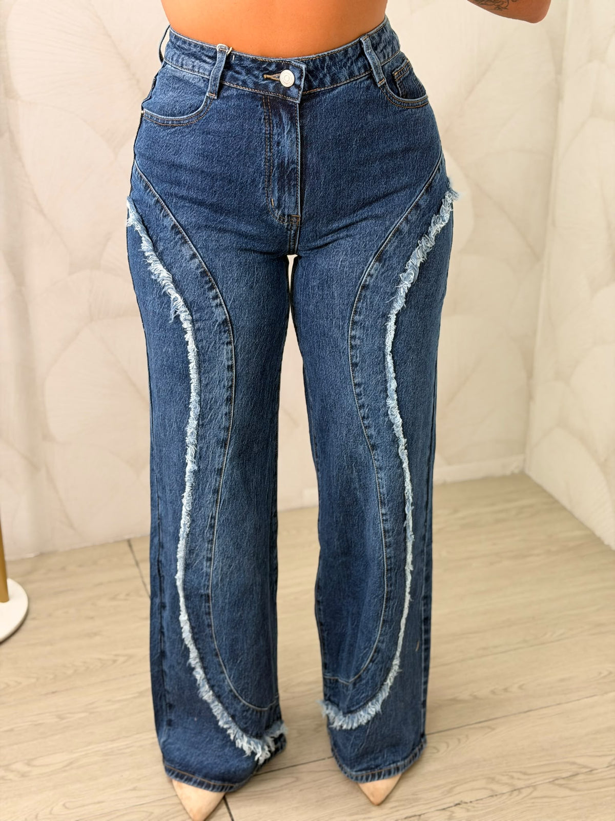 PANTALÓN VAQUERO DESFLECADO