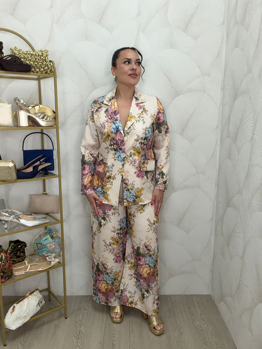 TRAJE DE CHAQUETA ESTAMPADO