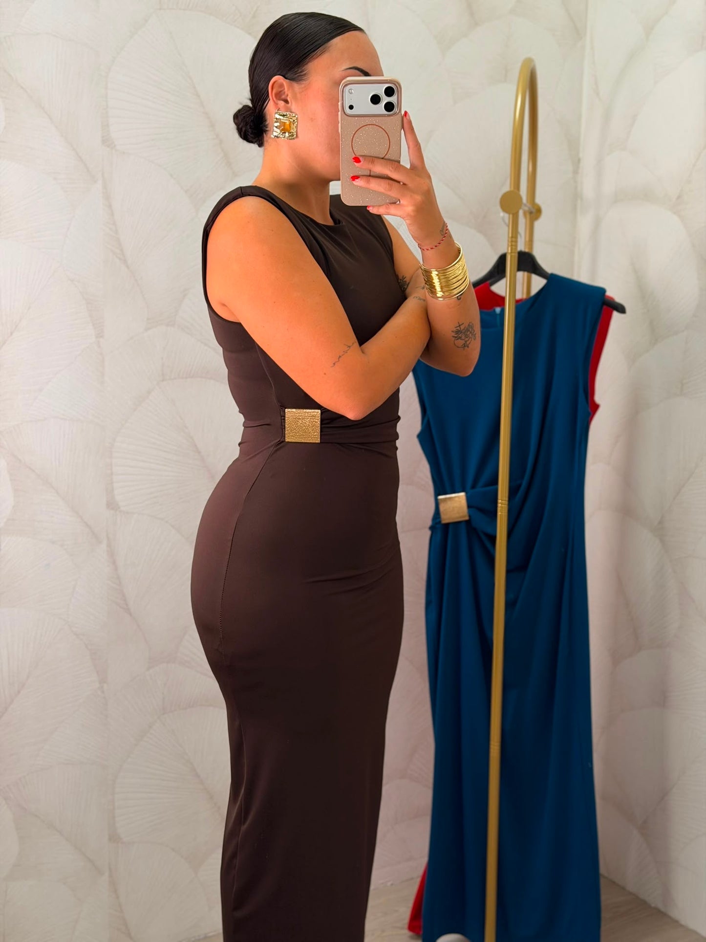 VESTIDO LICRA APLIQUE DORADO