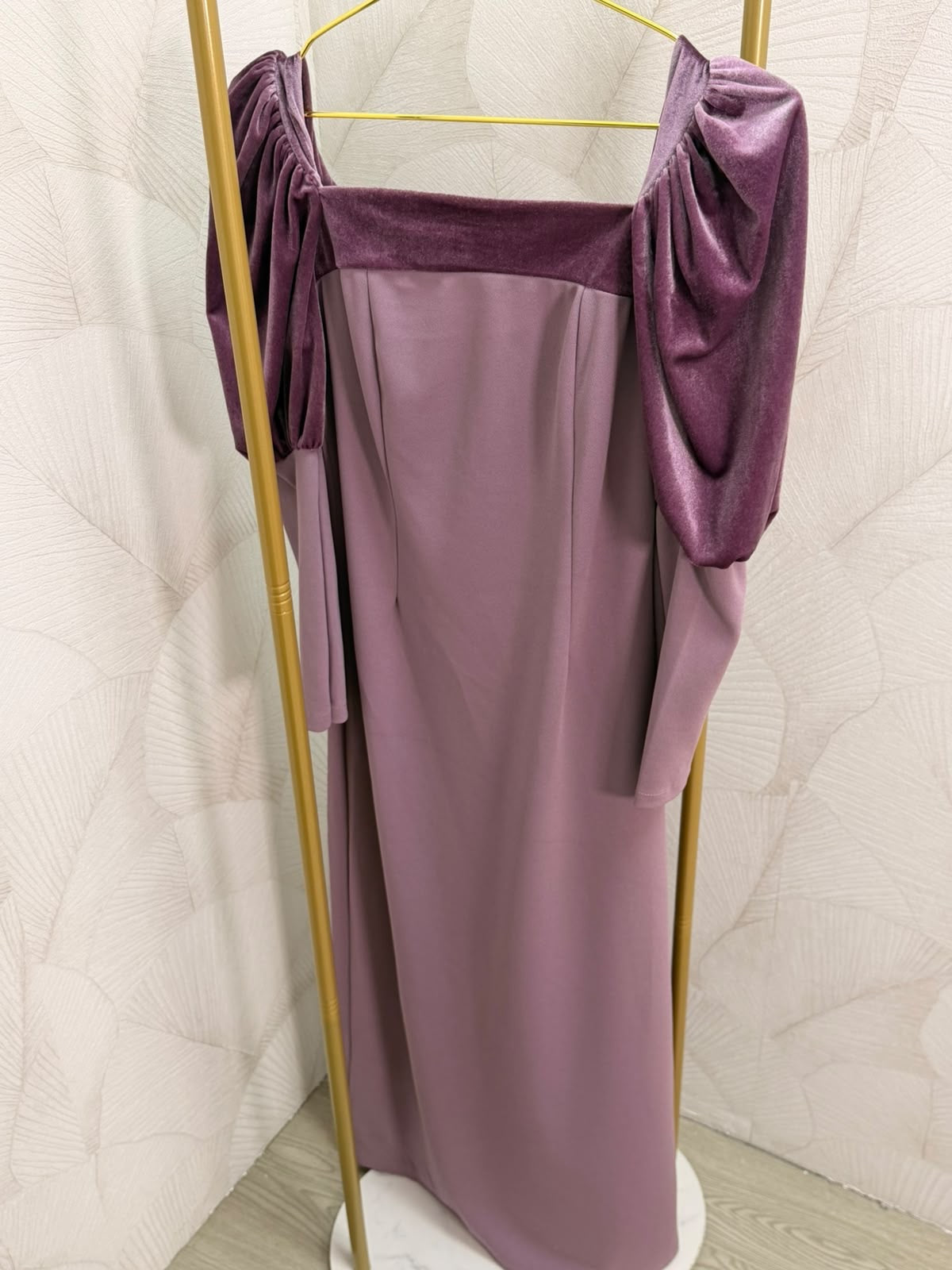 VESTIDO MANGAS TERCIOPELO