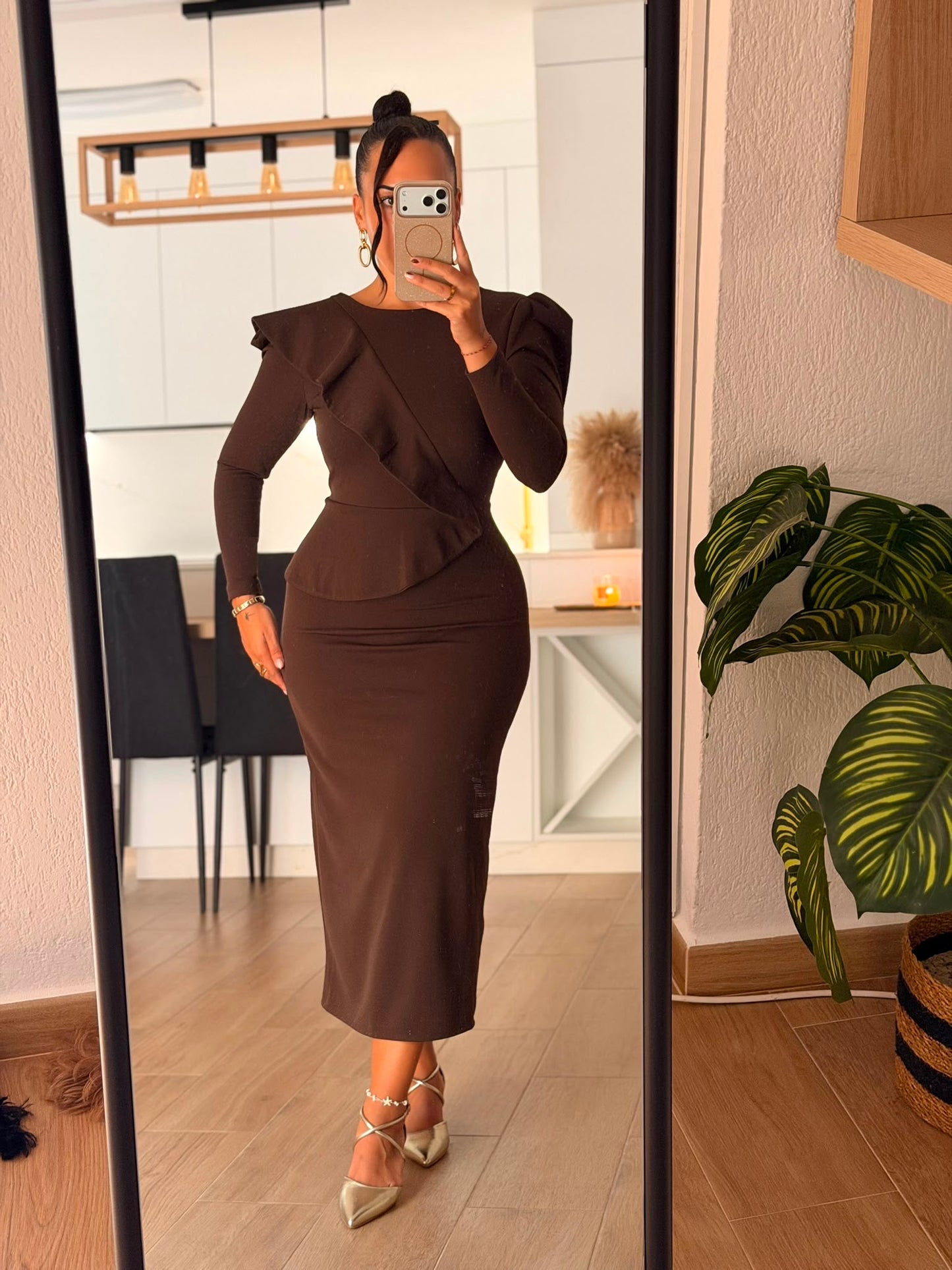 VESTIDO MIDI VOLANTE